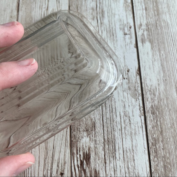 VINTAGE PYREX RED REFRIGERATOR CONTAINER W/ LID - Picture 2 of 14